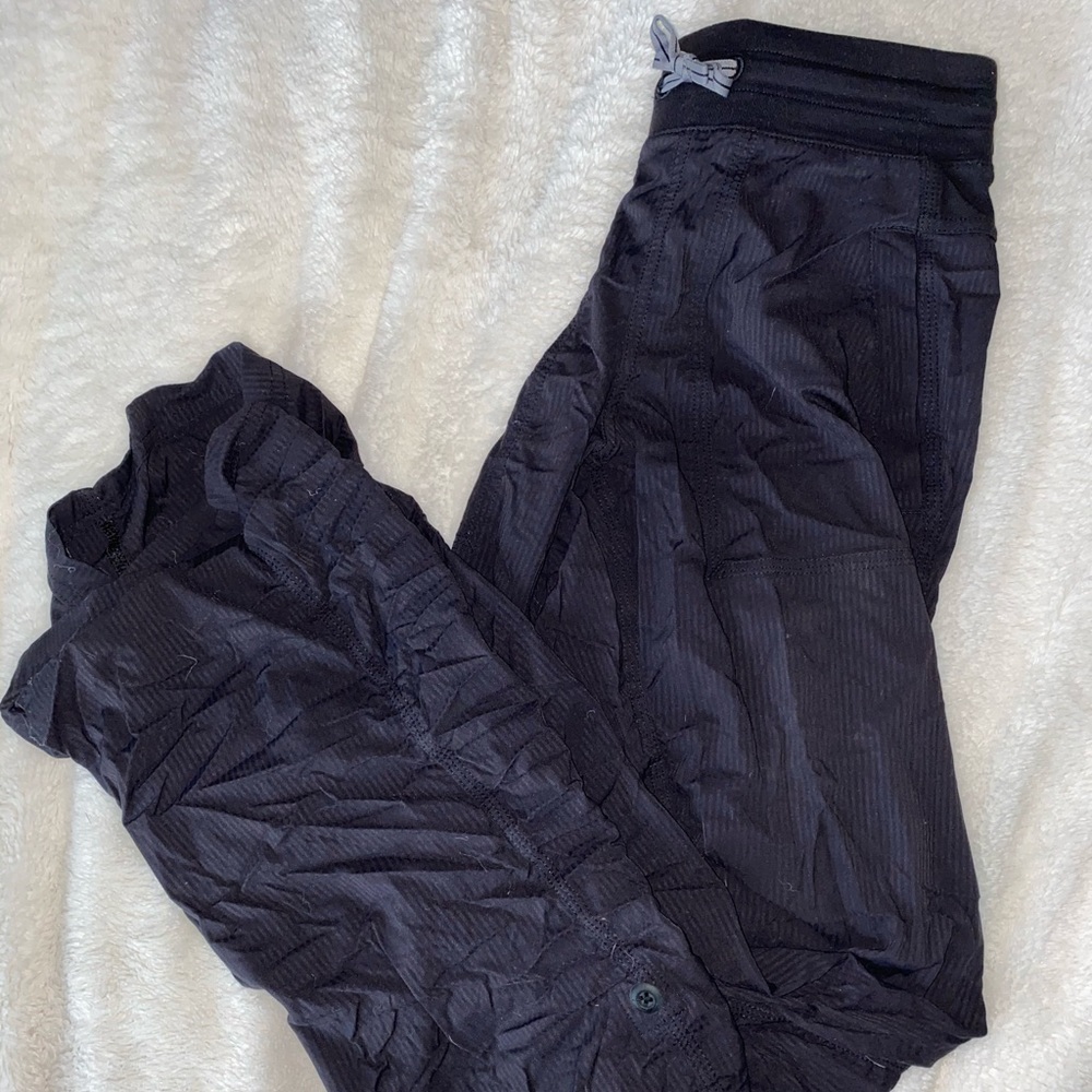 Ivivva Black Baggy Sweatpants
